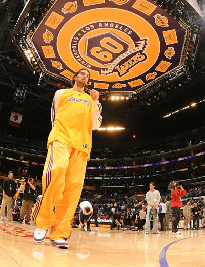 展现出了强 展现出了强