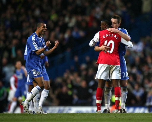 队内线收缩 队内线收缩