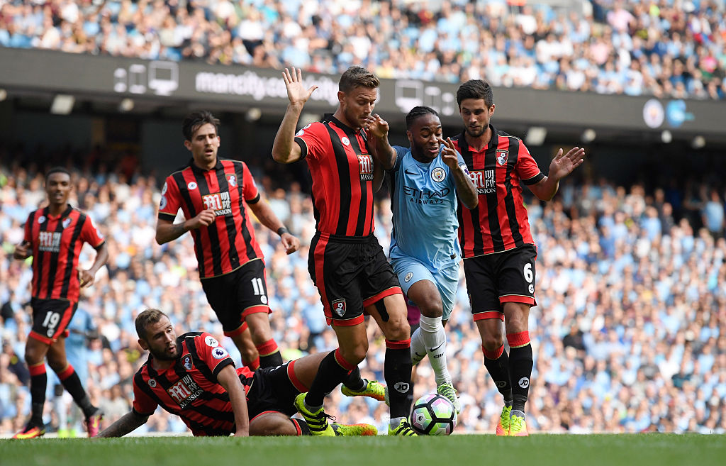 这背后更是 这背后更是