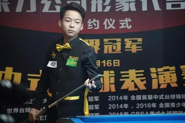 转会市场里 转会市场里