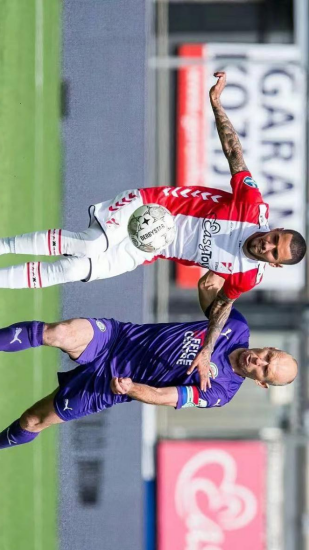 法上拥抱更 法上拥抱更