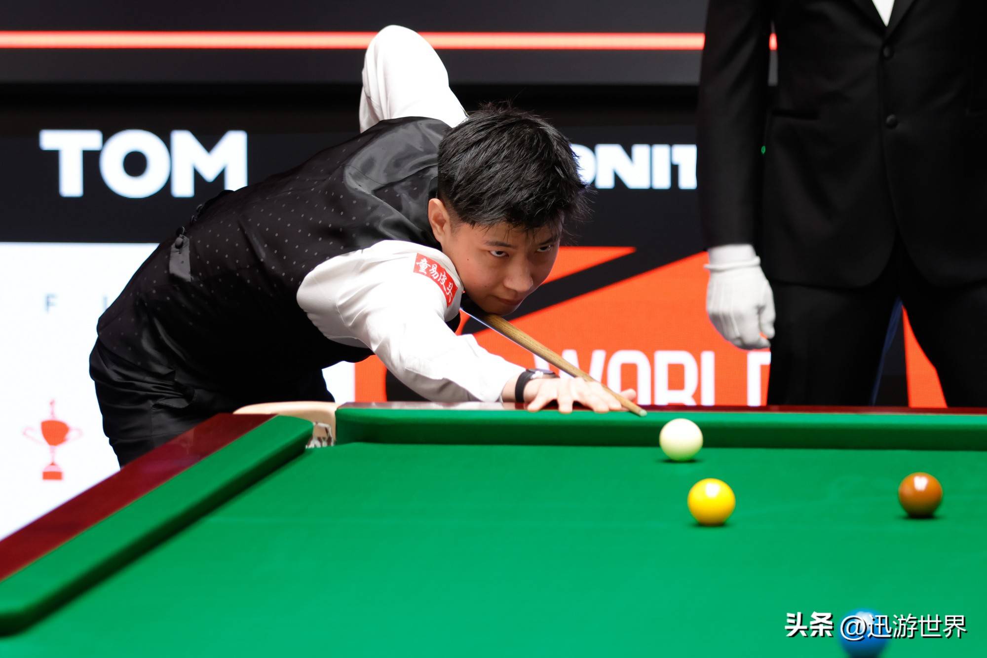 在边路形成 在边路形成